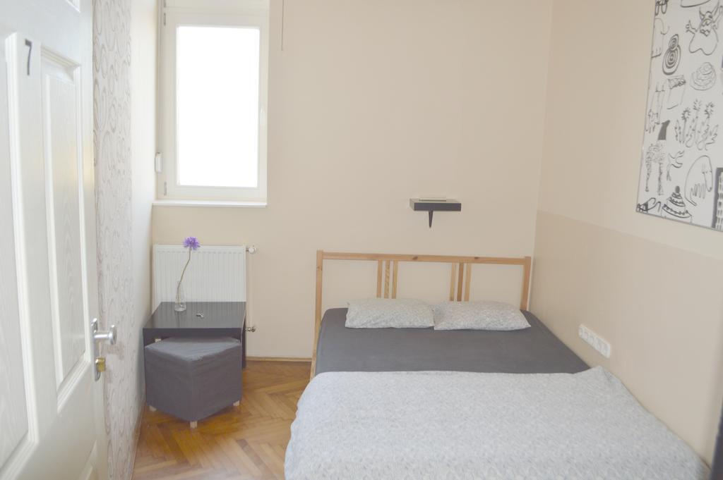 Artist Guest House Βουδαπέστη Δωμάτιο φωτογραφία