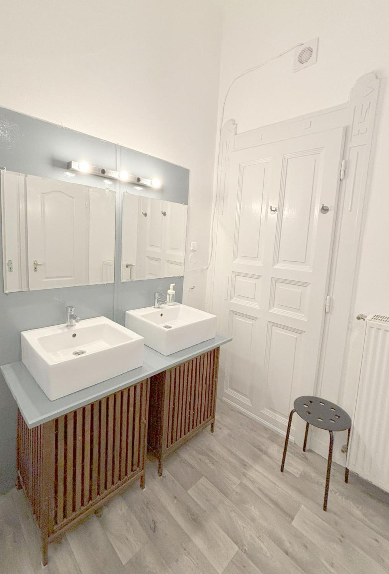 Artist Guest House Βουδαπέστη Εξωτερικό φωτογραφία